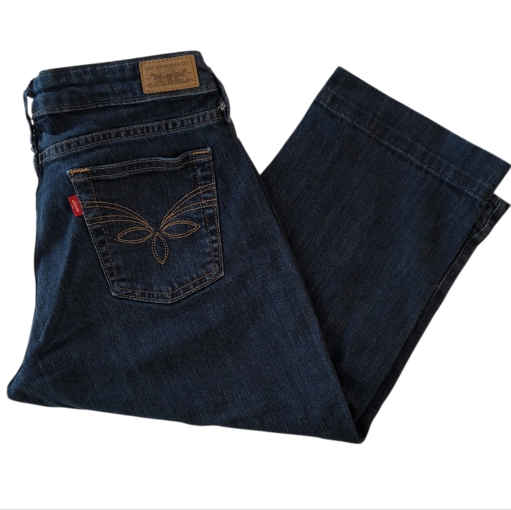 Levi's 545 Denim Capris Size 6